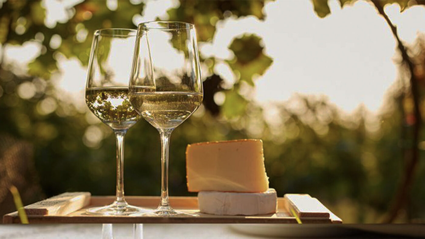 Đỡ Buồn Beer & Wine