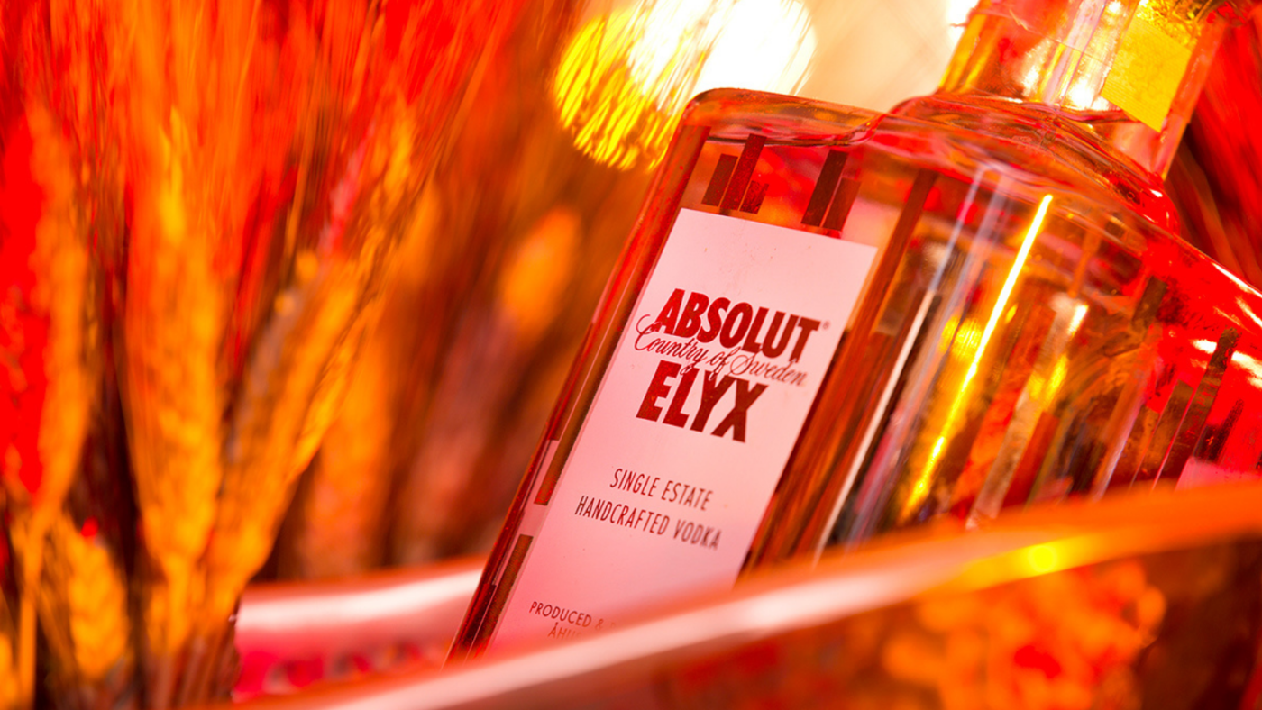 Phân biệt rượu Absolut Vodka Elyx thật - giả - xách tay