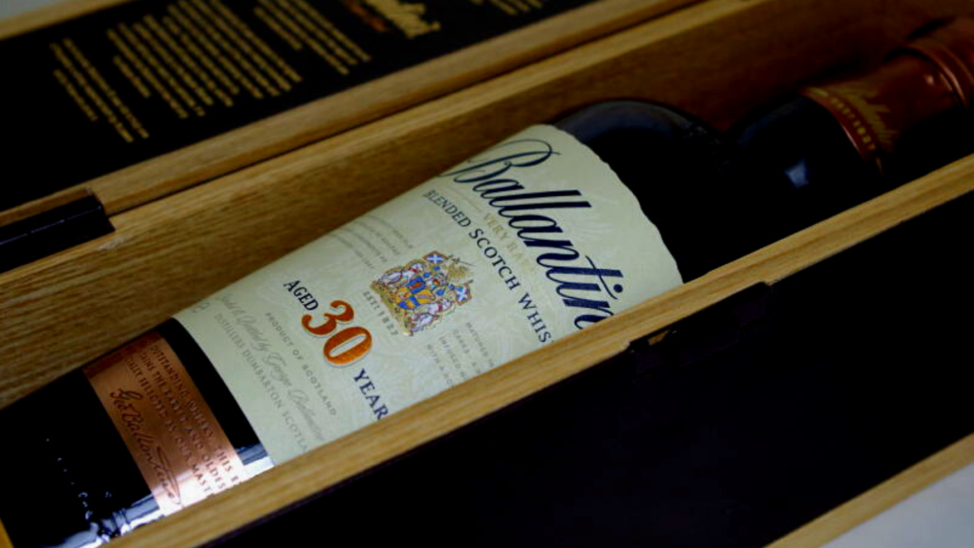 Phân biệt rượu Ballantine's thật - giả - xách tay