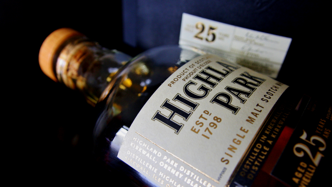 Phân biệt rượu Highland Park 25 thật - giả - xách tay