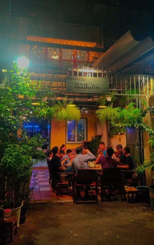 Đỡ Buồn Beer & Wine