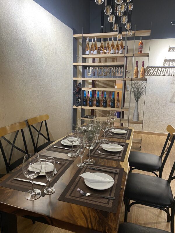 Đỡ Buồn Beer & Wine