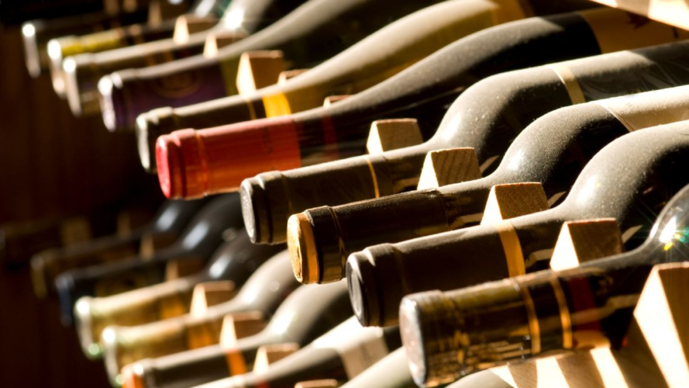 Đỡ Buồn Beer & Wine