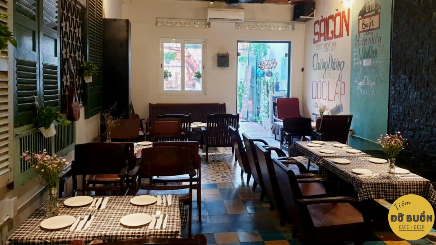 Đỡ Buồn - Nơi thưởng thức món "Combo hải sản nướng" lý tưởng